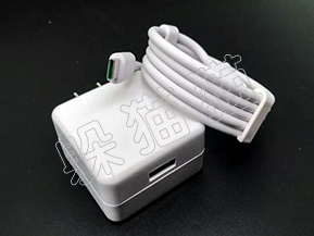 給手機買個保險！充電器防偽那些事